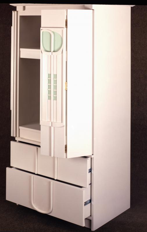 Mackintosh cabinet by Andrew Lawton