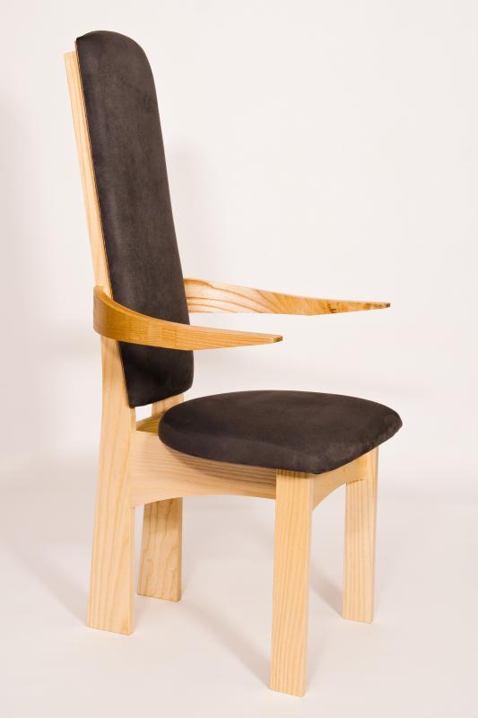 Carver chair by Design in Wood