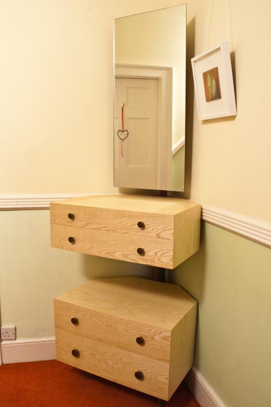 Hall stand by Design in Wood
